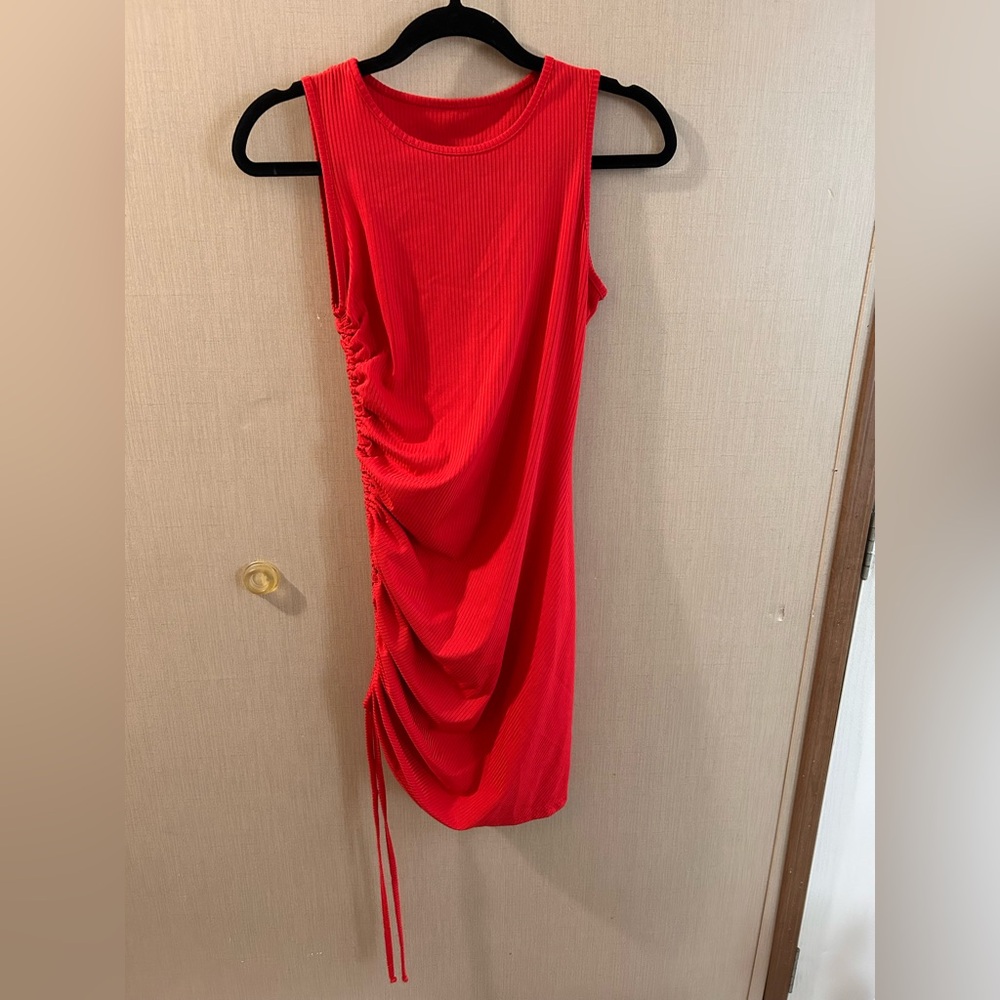 Elegant Red Sleeveless Dress
